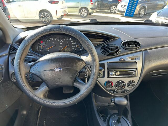 FORD FOCUS TREND ESTATE 1.6 AUTO SPANISH LHD IN SPAIN 0NLY 123000 MILES 2002